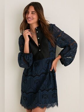 Tuckernuck Navy Lace Calliope Mini Dress Size Medium NWT